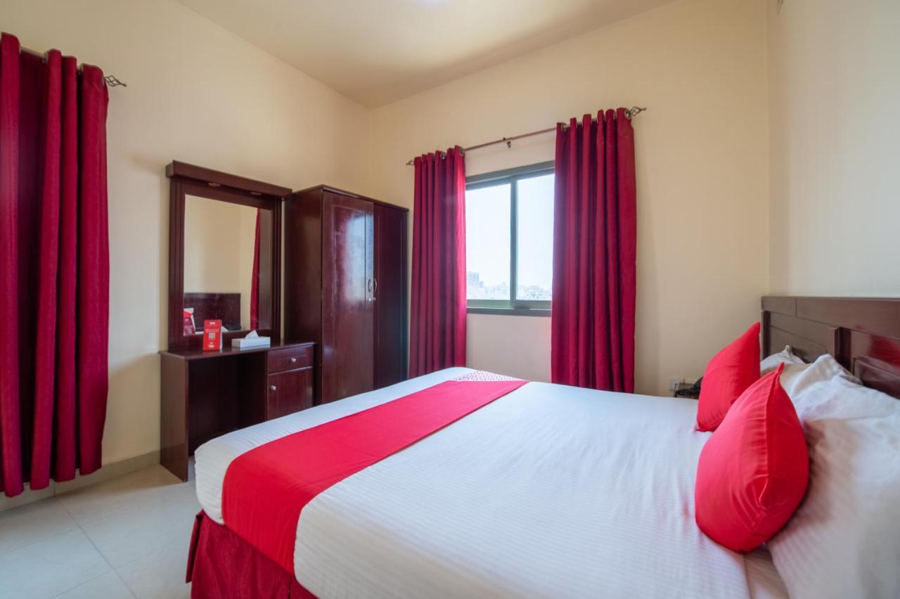 Al Reem Hotel Apartments Шарджа Екстериор снимка