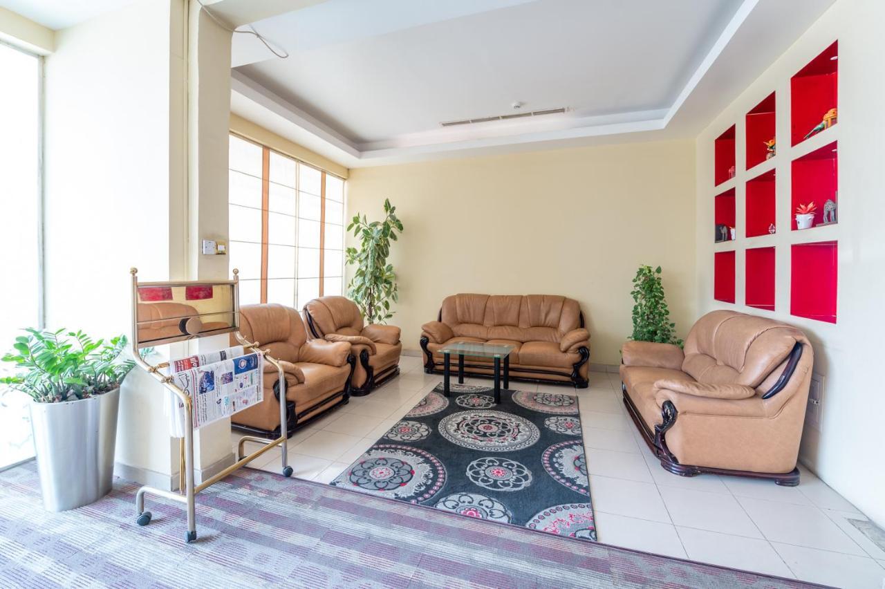 Al Reem Hotel Apartments Шарджа Екстериор снимка