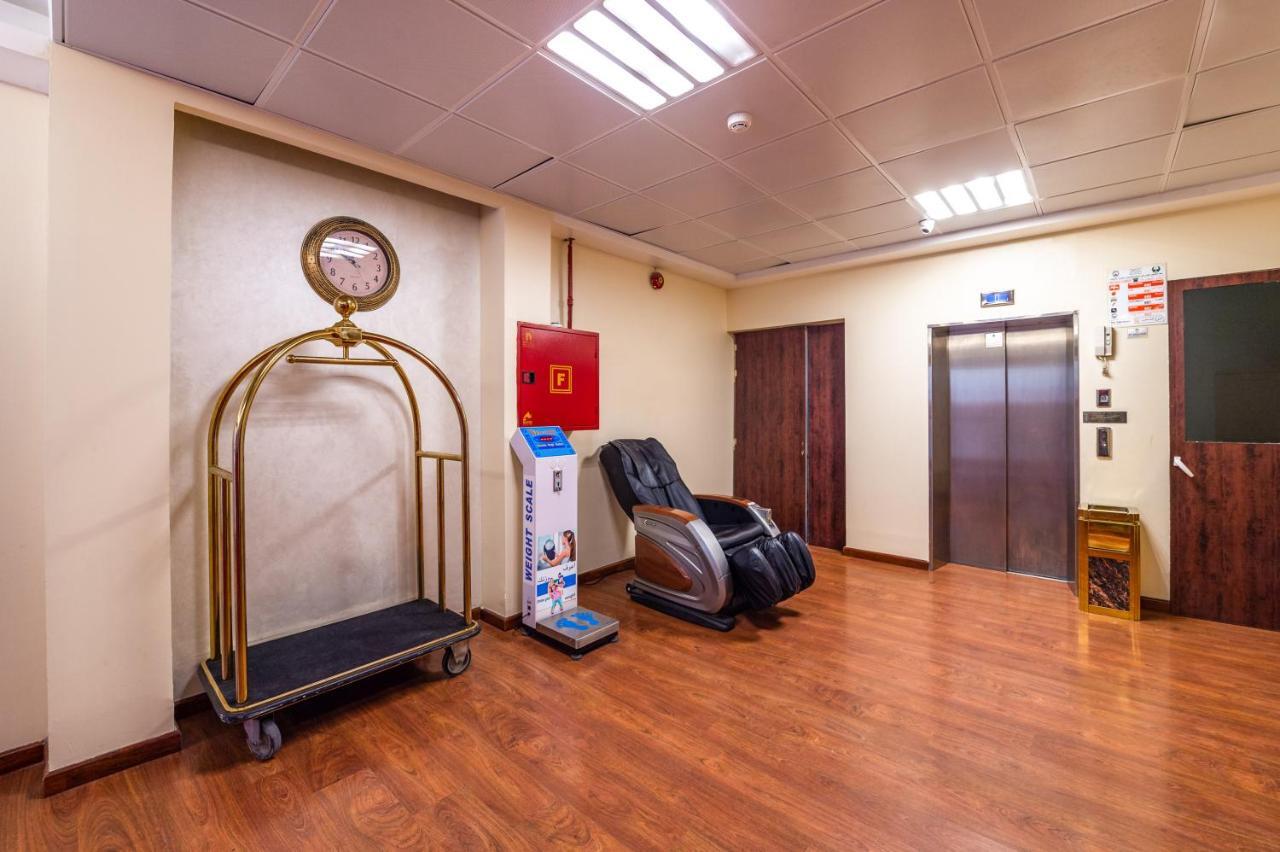 Al Reem Hotel Apartments Шарджа Екстериор снимка